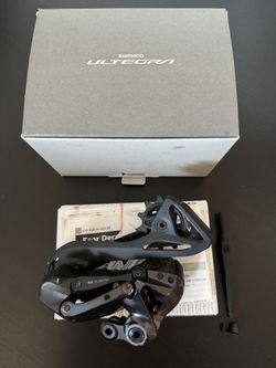 Přehazovačka SHIMANO Ultegra 12s Di2 RD-8150