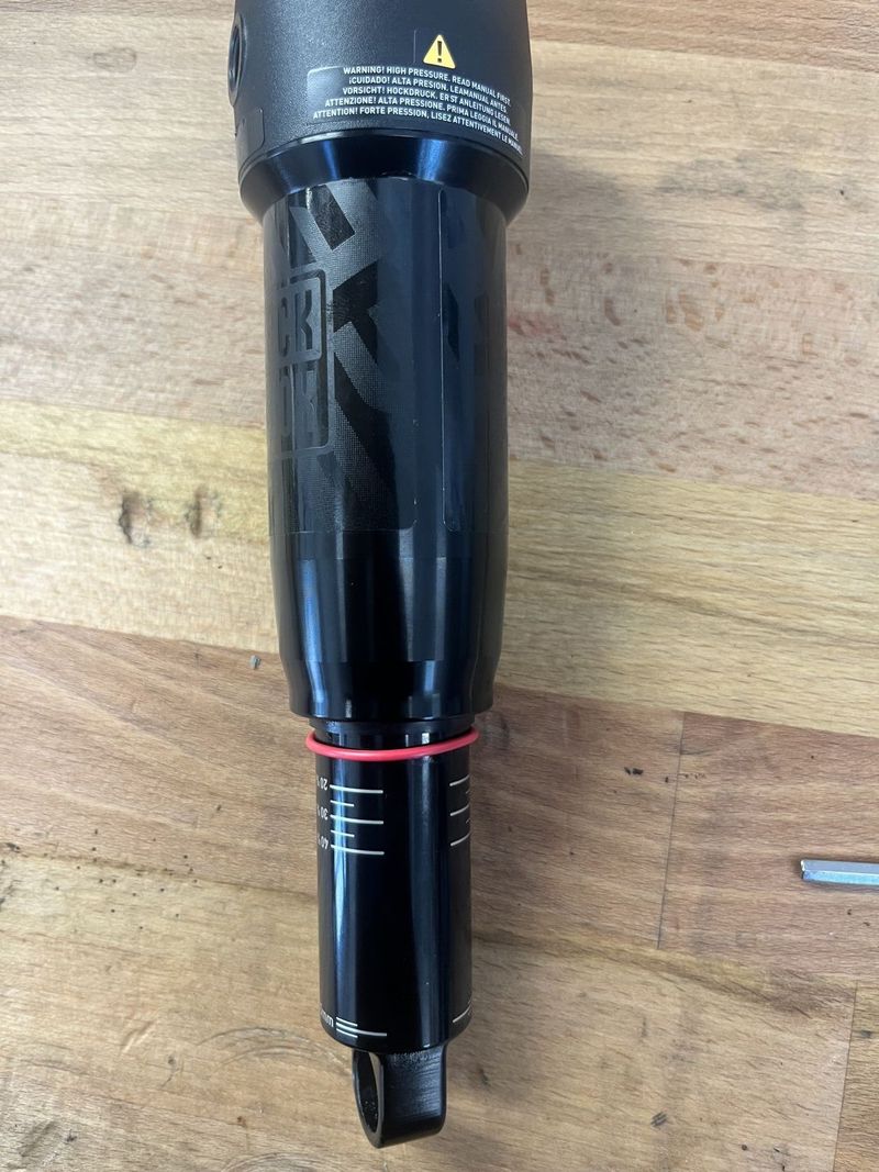 Rock Shox Deluxe Select+ 185x52.5