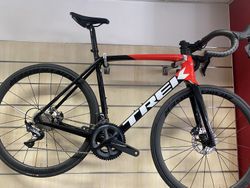 Trek Émonda SL 6 Disc Pro, Trek Black/Radioactive Red, 56 cm, NOVÁ