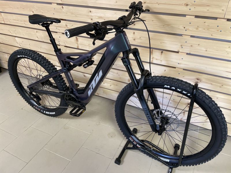 Elektrokolo KTM MACINA KAPOHO ELITE NOVÉ