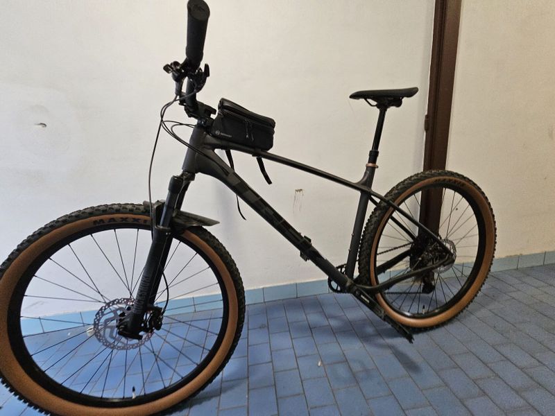 TREK Marlin 8 Gen 3 Matte Black 2023 - XL