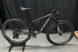 Specialized Epic expert 2023