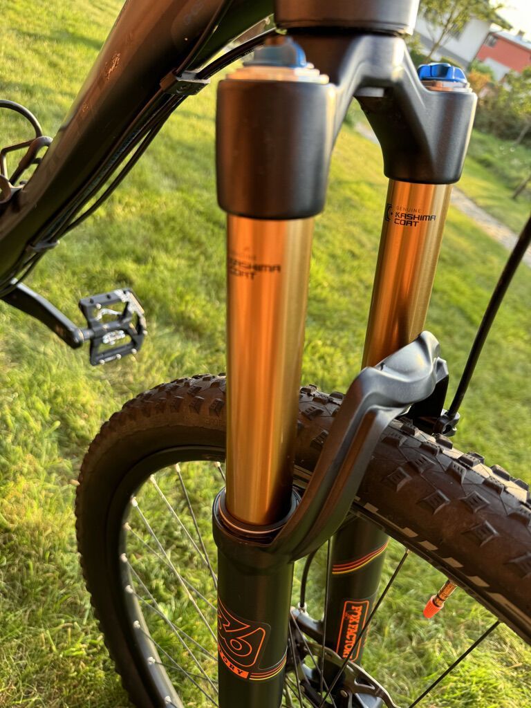 Ghost AMR 2976 – XC kolo – upgrade – pohon Shimano XT 1x11, vidlice, teleskopická sedlovka, kokpit