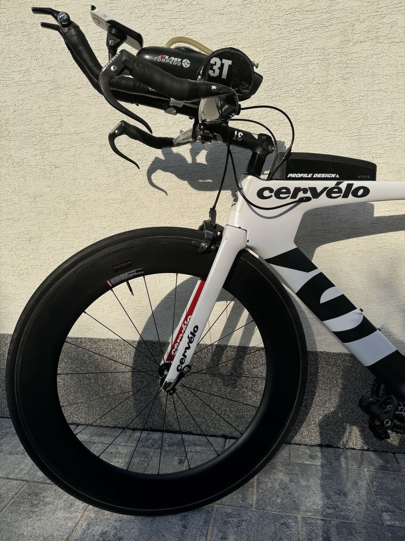 Cervelo P3 + wattmetr + Garmin edge 1030 + Garmin radar RTL 515 