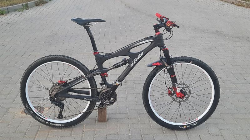 IBIS Mojo Sl - full carbon 11.6kg