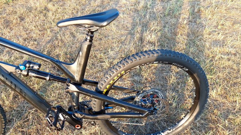 CANYON SPECTRAL AL 6.0 ve velikosti L, 2021