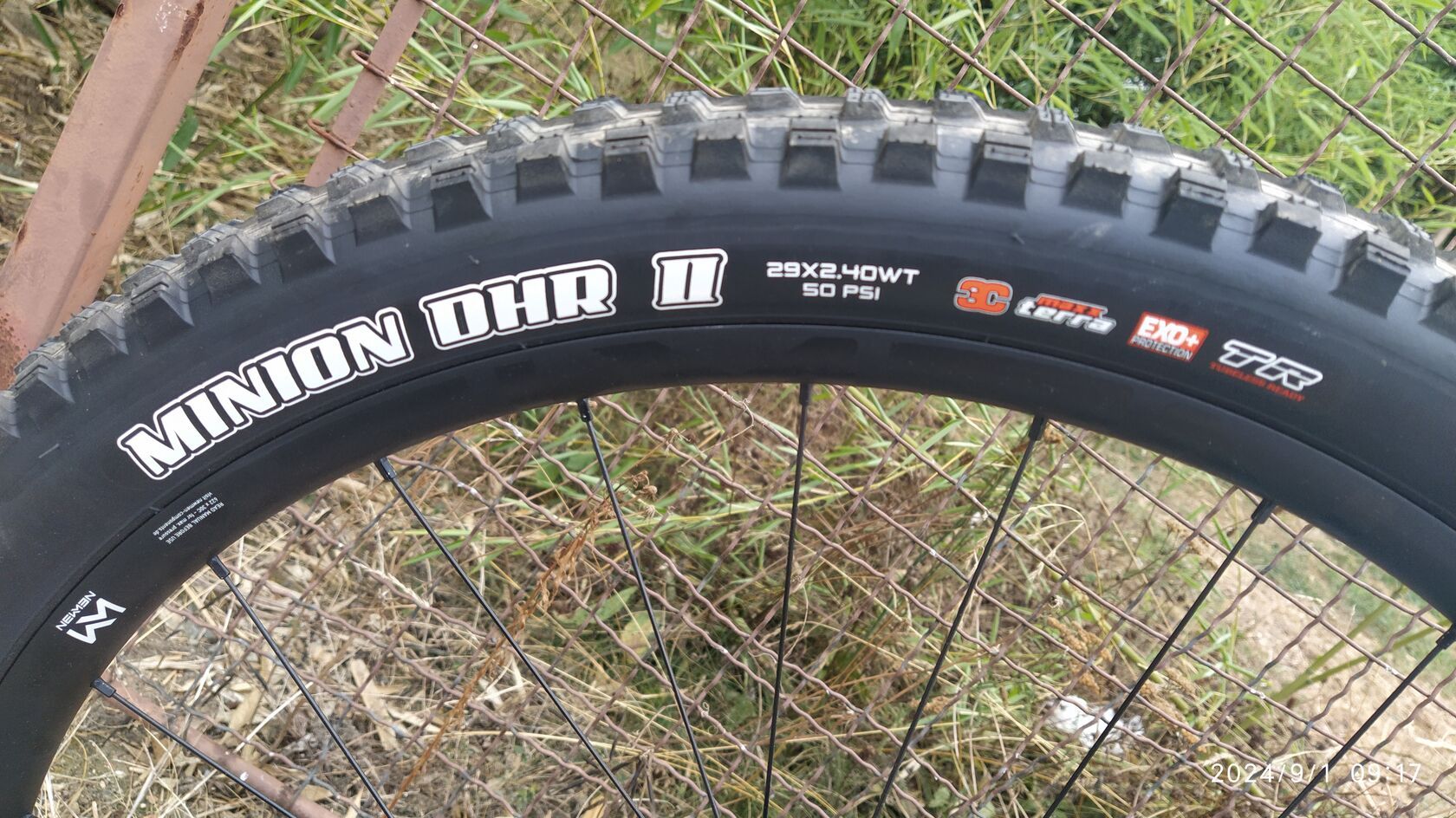 Maxxis Minion DHR2 29x2.4 WT kevlar 