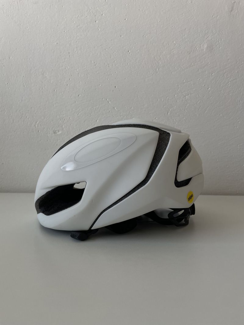 Helma Oakley ARO5 Matte White, M (54–58 cm)