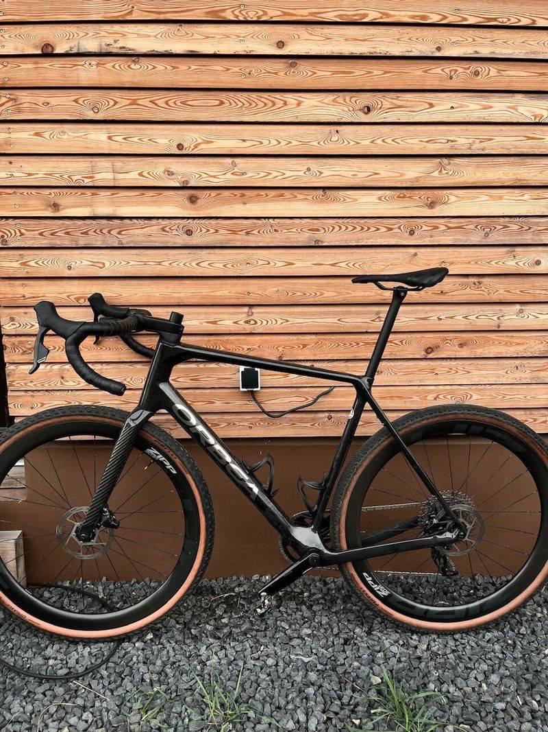 Orbea Terra XL, Zipp 303s, wattmetr 