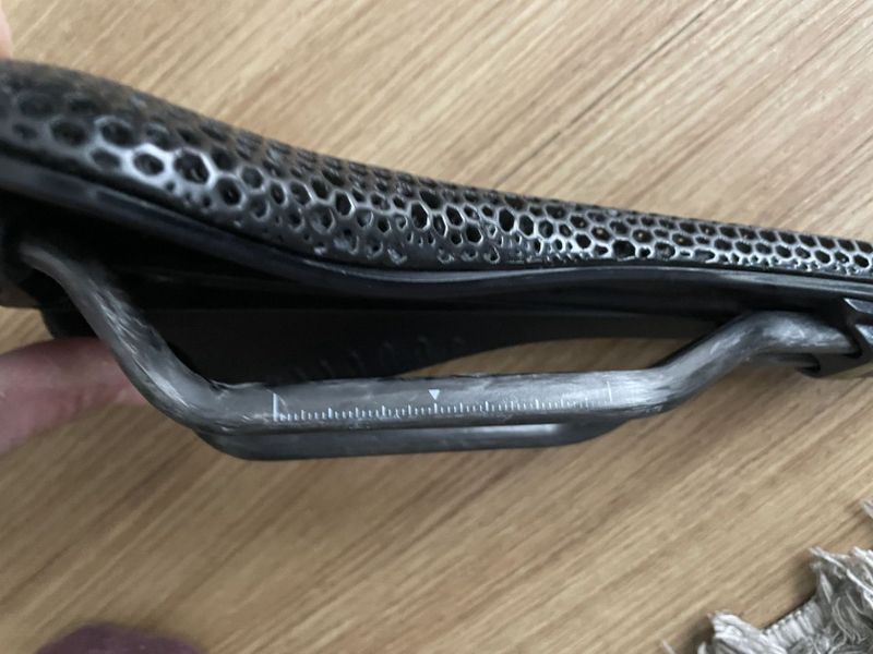 Fizik Antares Versus Evo R1 Adaptive - 139mm