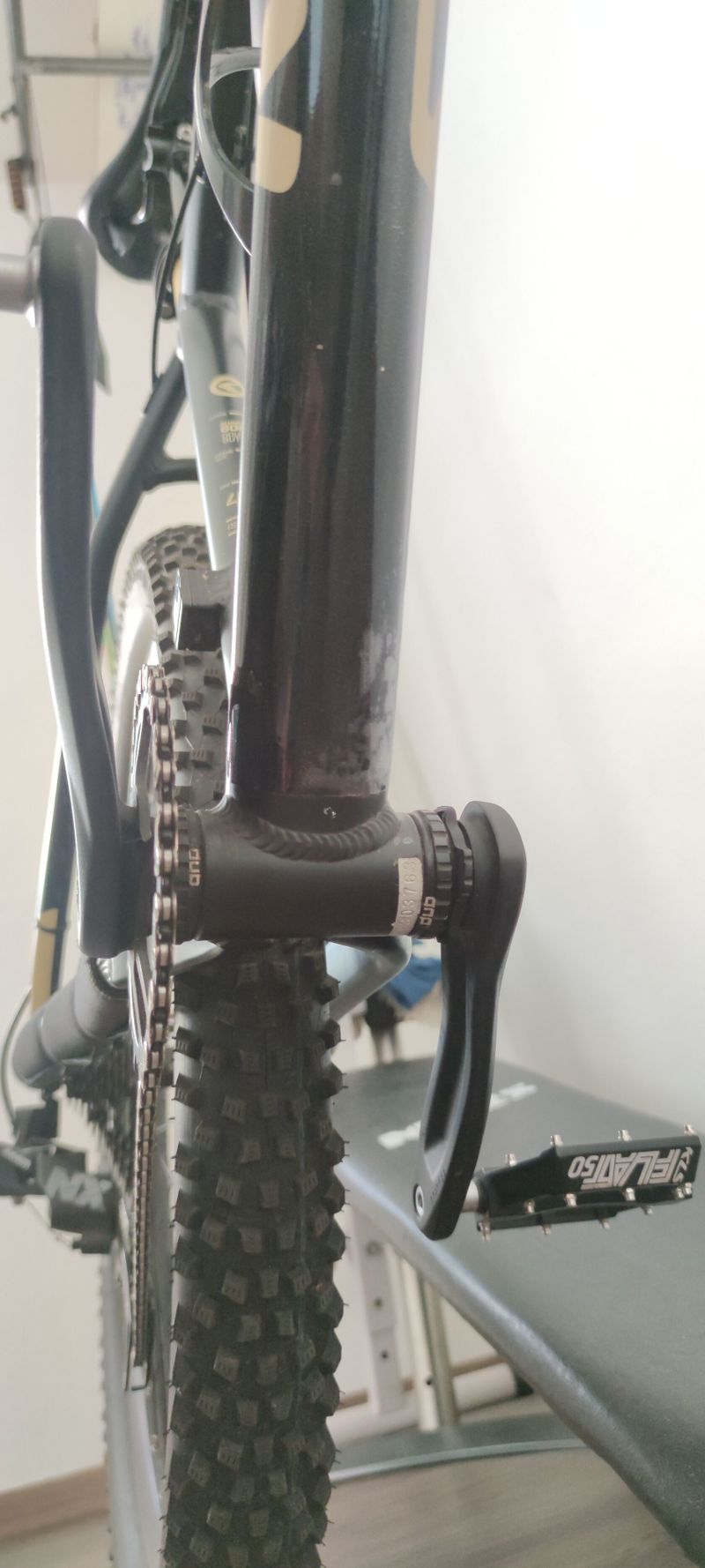 Kellys Gibon 50 + Vidlice Rock Shox Pike 160