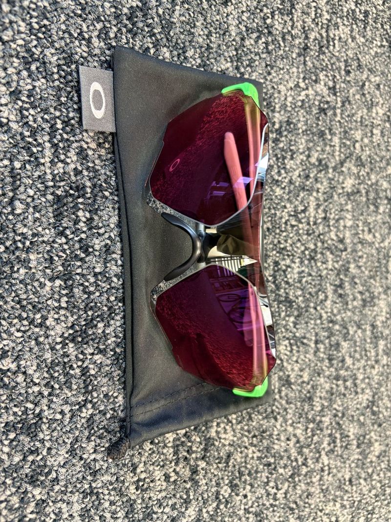 Oakley EV Zero Range