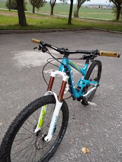 celoodpružené enduro kolo GT Force X Sport