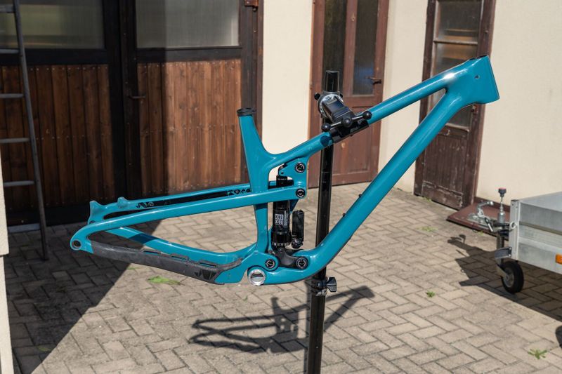 Rámová sada Propain Hugene (M, karbon) + tlumič Rockshox Super Deluxe Ultimate