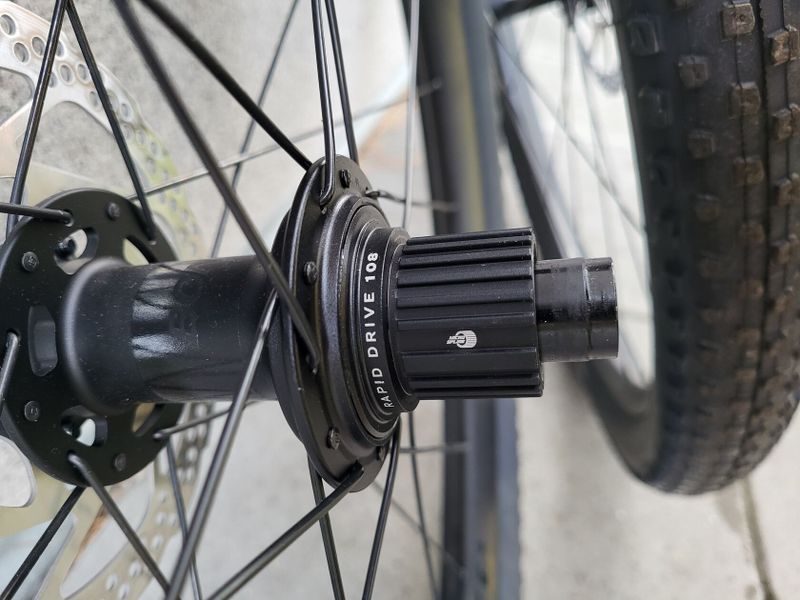 Nové BOOST záplety Bontrager Kovee COMP 25