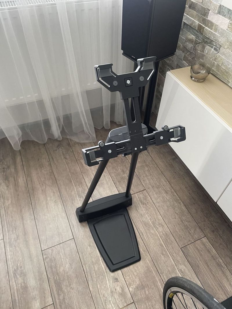 Cyklotrenažér Tacx Neo Smart 2T