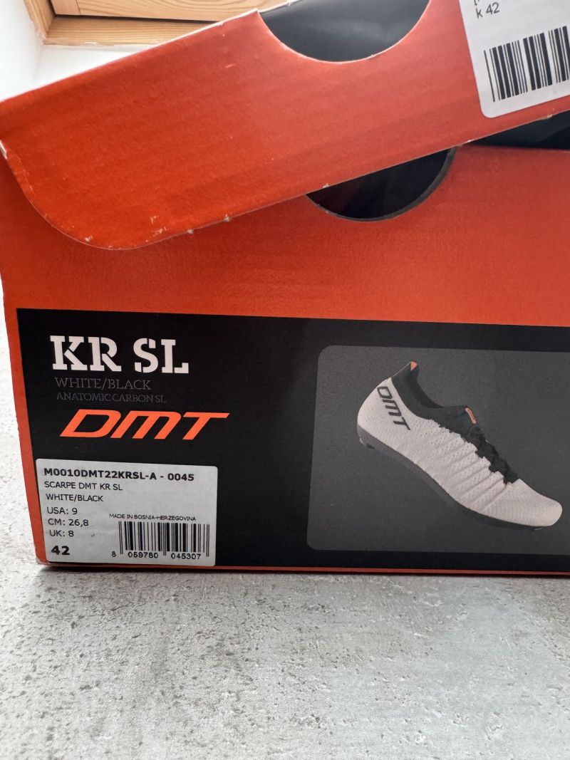 DMT KRSL white/black velikost 42