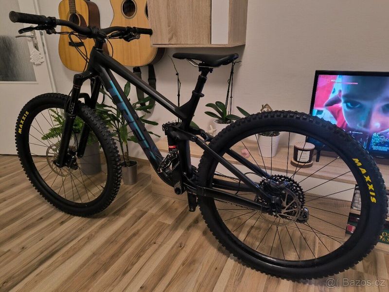 Trek Slash 8 29