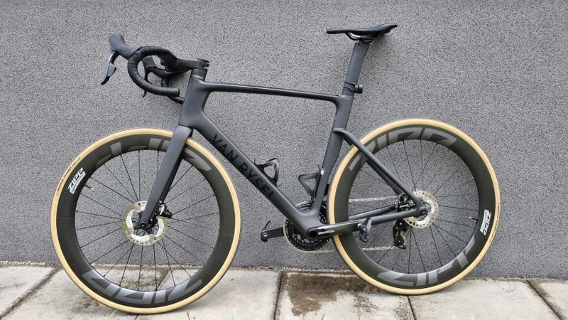 Van Rysel RCR Sram Force AXS + powermeter