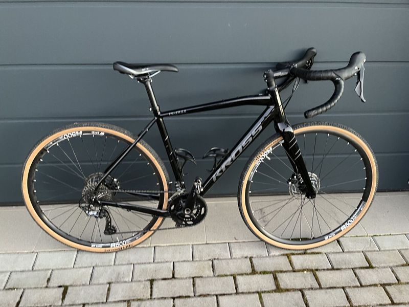 Gravel kolo Kross Esker 6.0 M