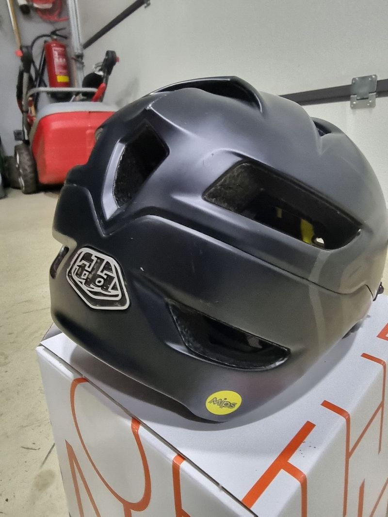 Troy lee designs A1 vel xs, s 