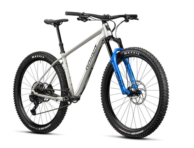 nový Radon Cragger 8.0, vidle DVO Sapphire, osazení sram GX, doplnky e*thirteen