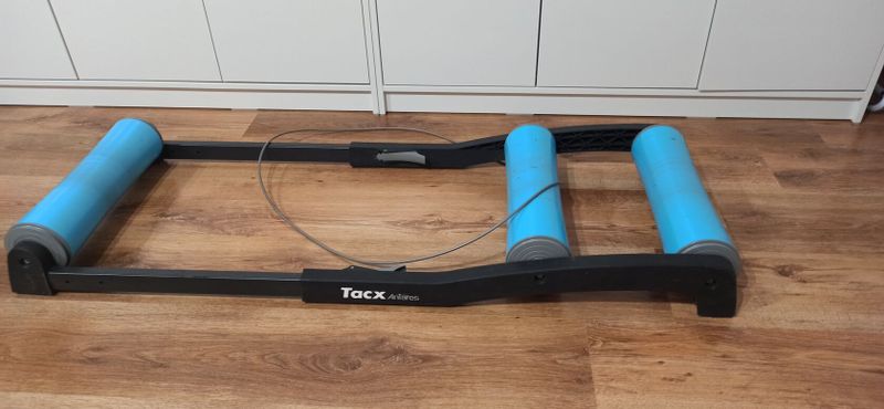  válce Tacx antares T 1000