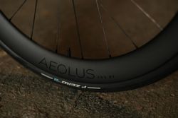 Zapletená kola Bontrager Aeolus Pro 51