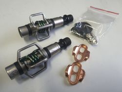 crankbrothers eggbeater 2 + nové kufry