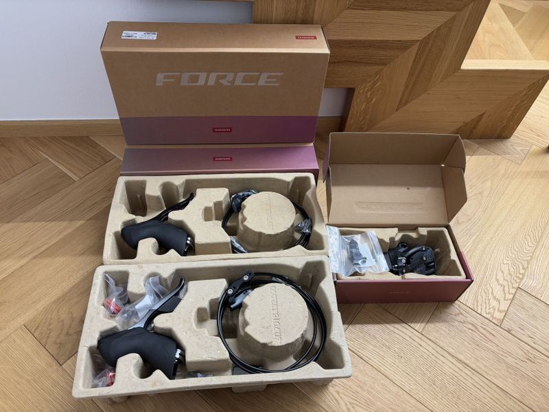 SRAM Force AXS