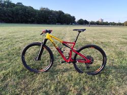 Specialized Epic karbon - AXS, DT Swiss 1200, vel.L, po servisu a upgradu odpružení