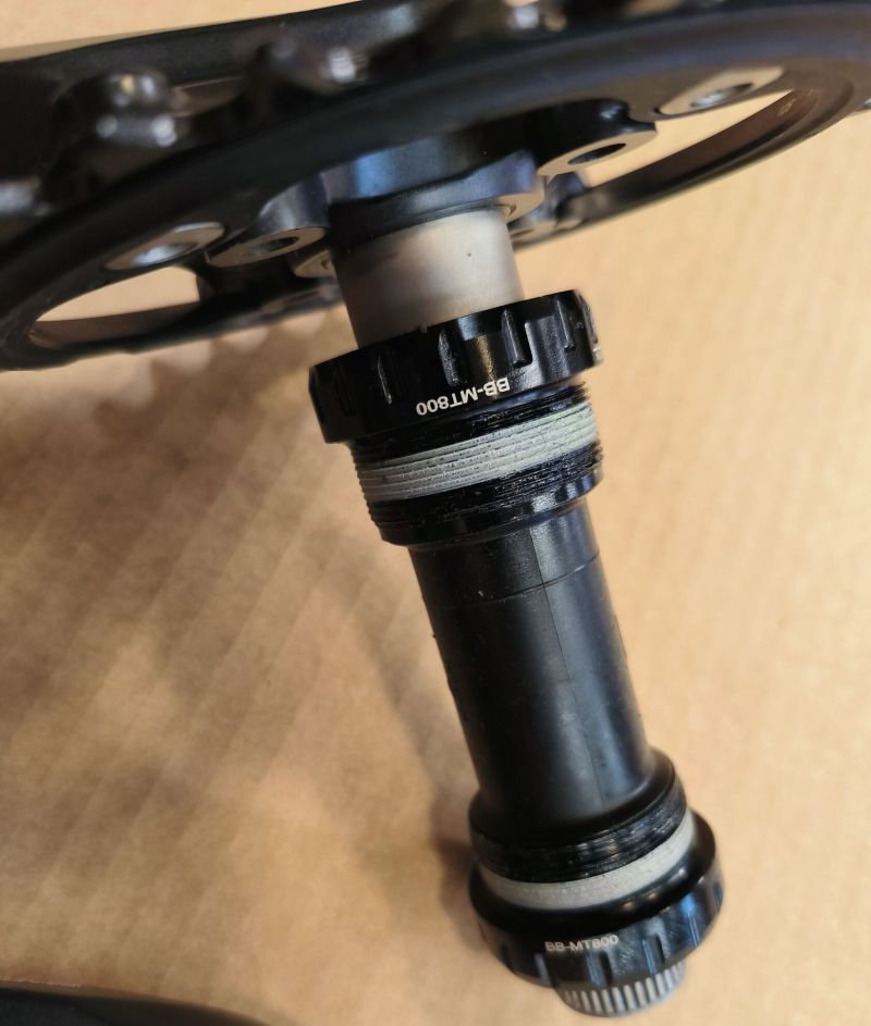 Kliky Shimano Deore 34z + osa XT 