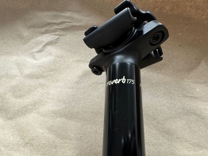 Rockshox Reverb, verze C1, v záruce 21 měsíců