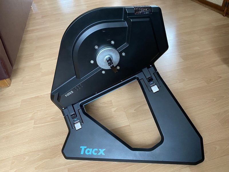 Cyklotrenažér Tacx T2850 NEO 2 Smart