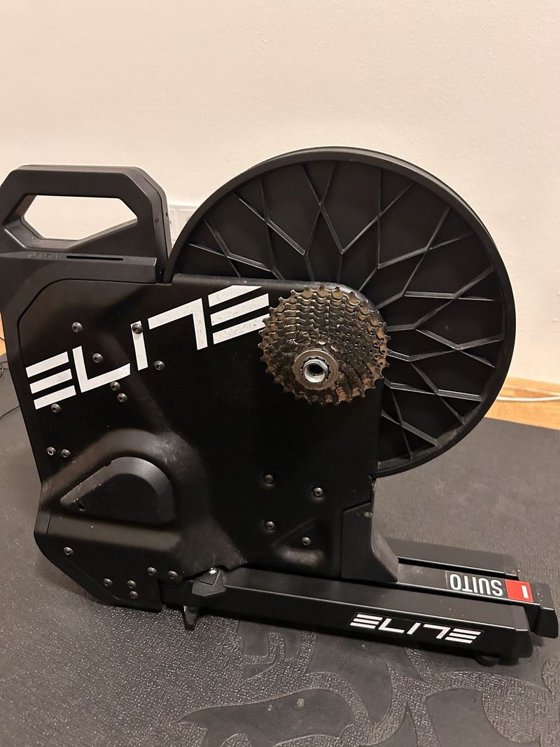 Elite Suito Shimano 11s