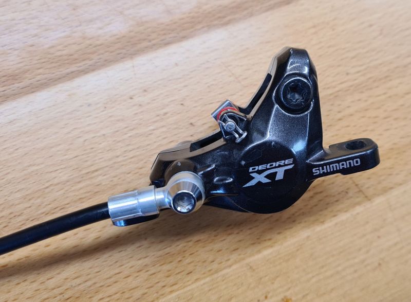 Brzdy Shimano XT M8000