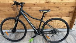 Cannondale Althea 2 dámské trekové kolo 29"