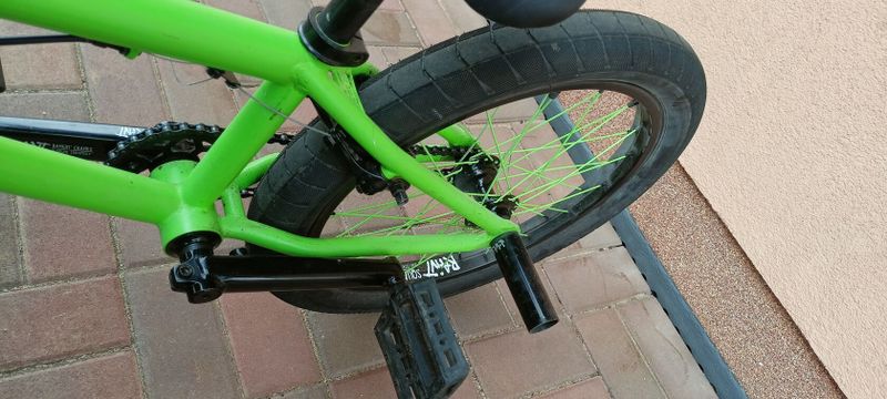 BMX - Subrosa 2018 SALVADOR PARK Satin Neon Green