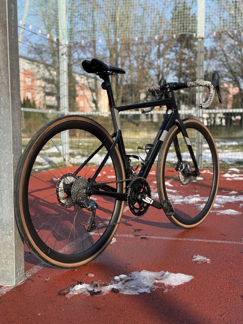 Cannondale SUPER SIX EVO Carbon Disc Ultegra vel.51