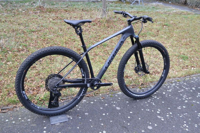 Orbea Alma M25 carbon (M) 