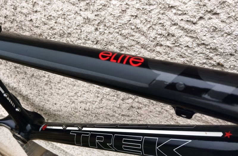 TREK Elite Carbon 9.9