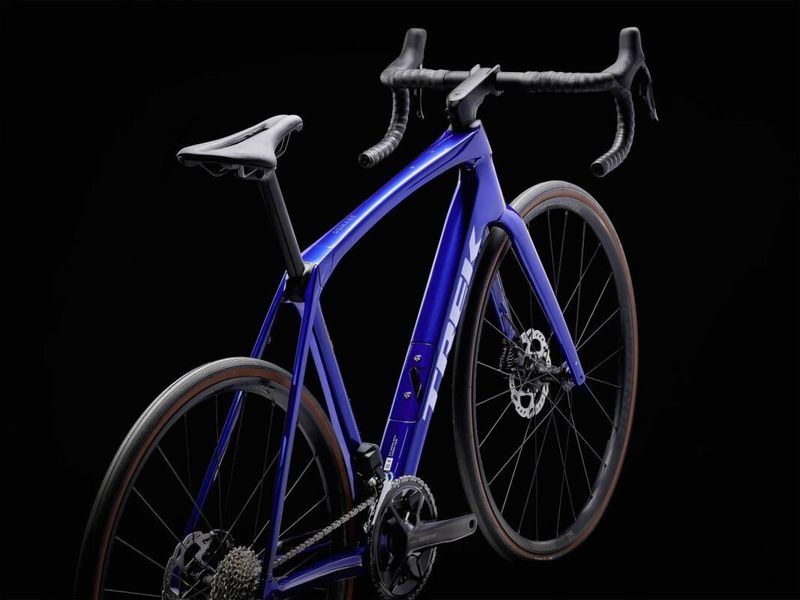 TREK Domane SL 6 Gen 4, Di2, vel. 52, 54, 56, 58, 2024, nové kolo s výraznou slevou