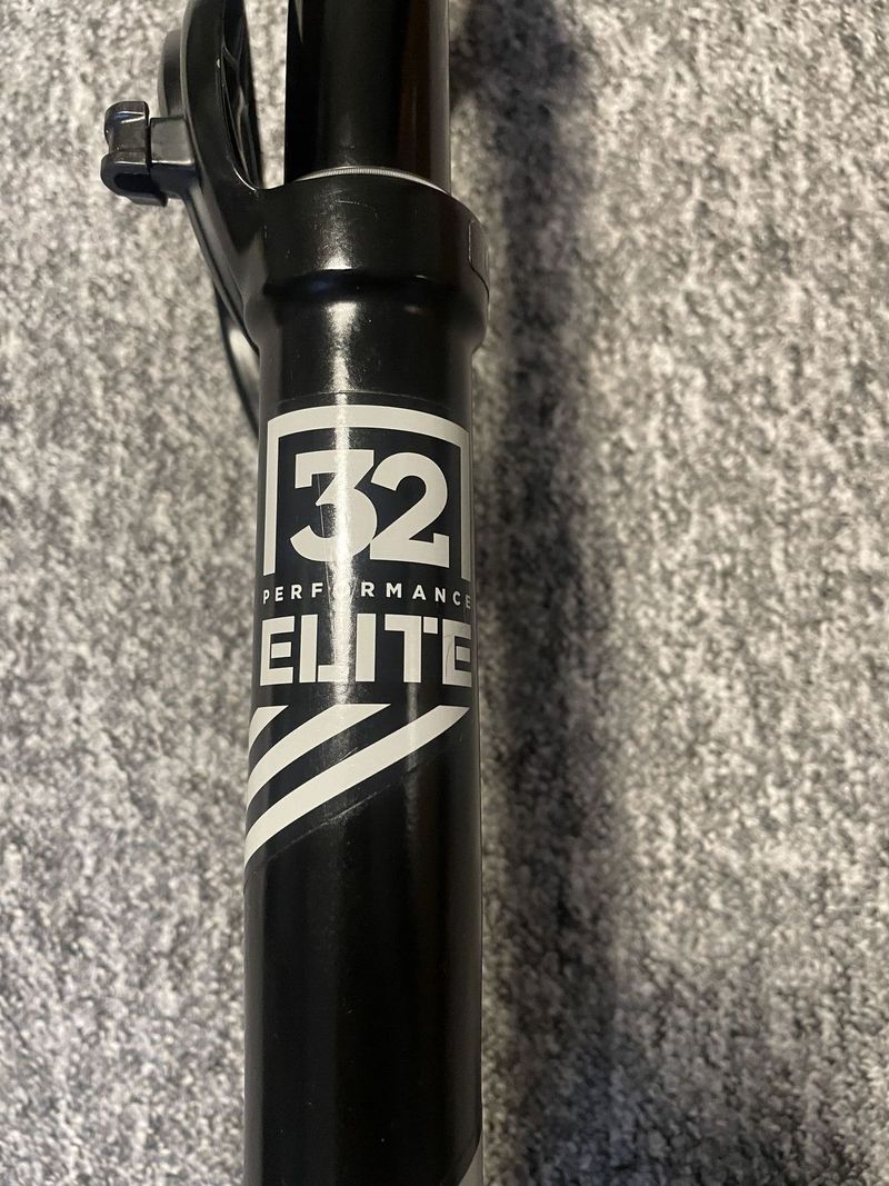 FOX PERFORMANCE ELITE SC 32 FLOAT 29 100MM