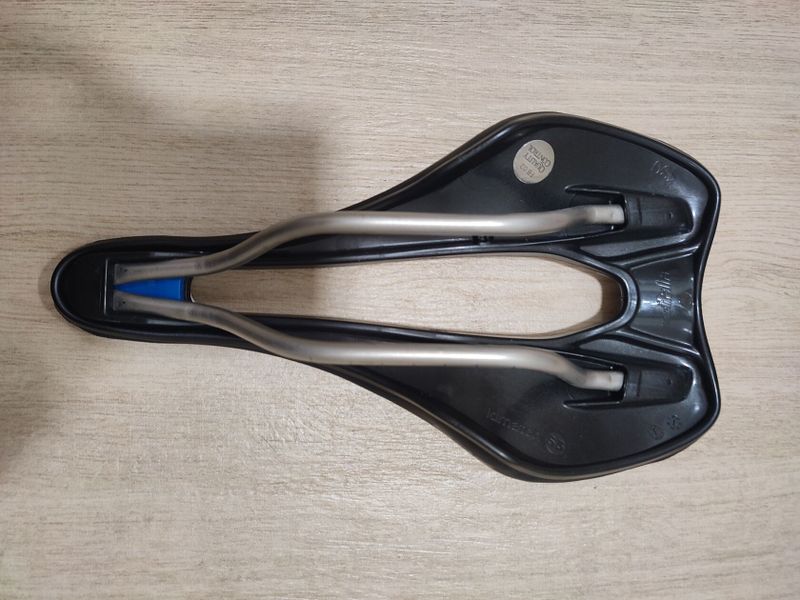 PRODÁM sedlo SELLE ITALIA SLR Boost Endurance