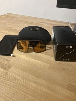 Oakley sutro matte carbon prizm 24k