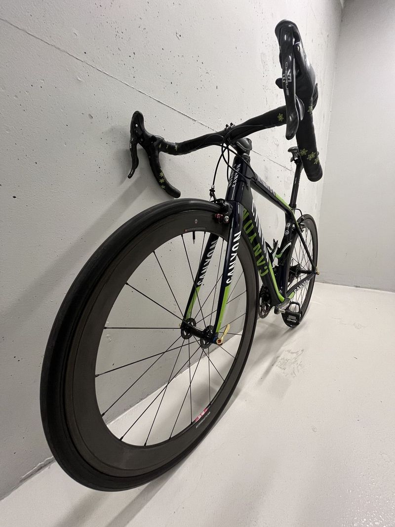 Movistar Team Canyon Ultimate CF SLX 9.0 SL Aero