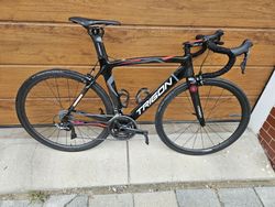 Trigon TR821 vel. 52, 6,9kg