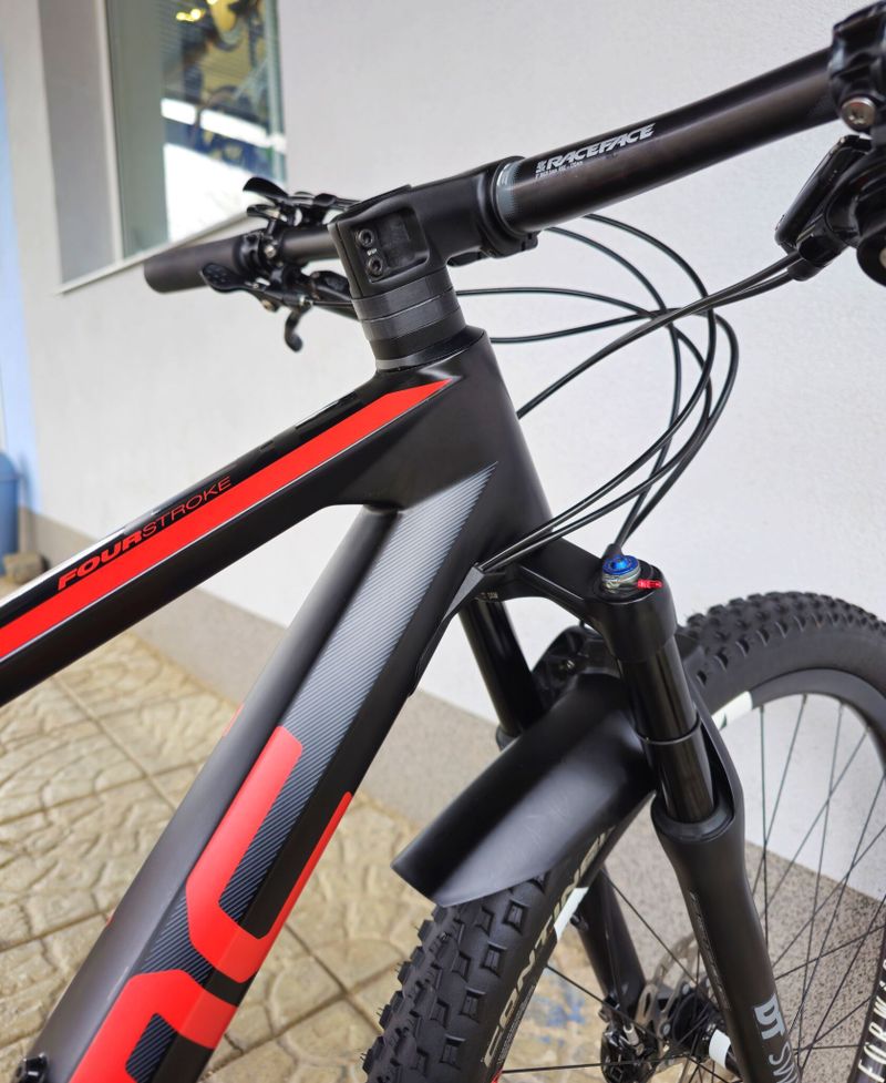 Horské kolo BMC Fourstroke 01 ONE 2019 Carbon 29″