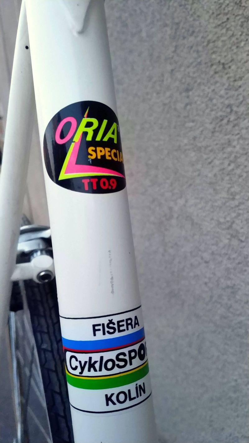 Silniční kolo Fišera Specál Shimano 600 TRICOLOR 8 speed