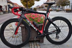 Pinarello Dogma F12 rim